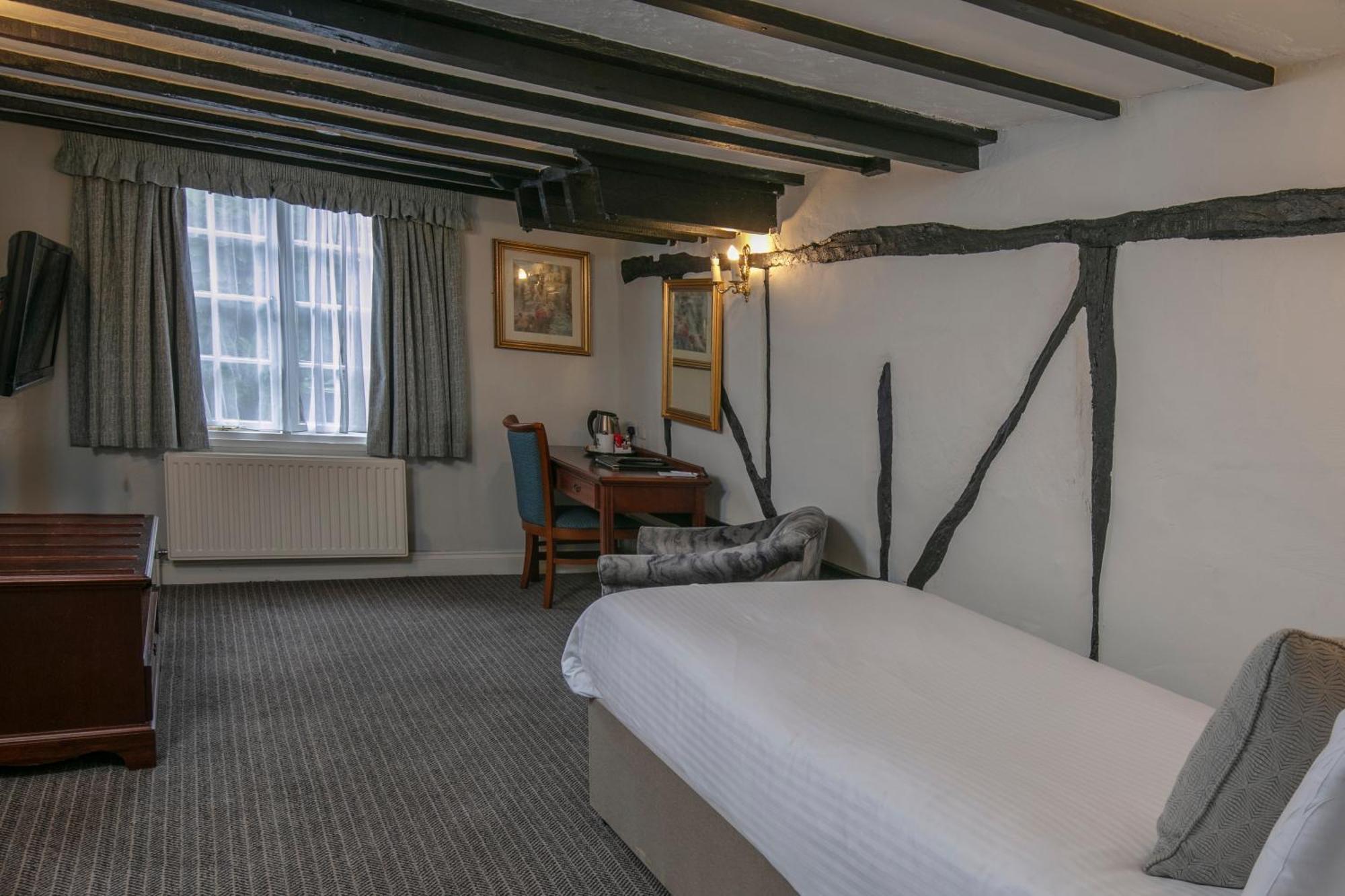 Best Western Moore Place Hotel Милтон-Кейнс Экстерьер фото