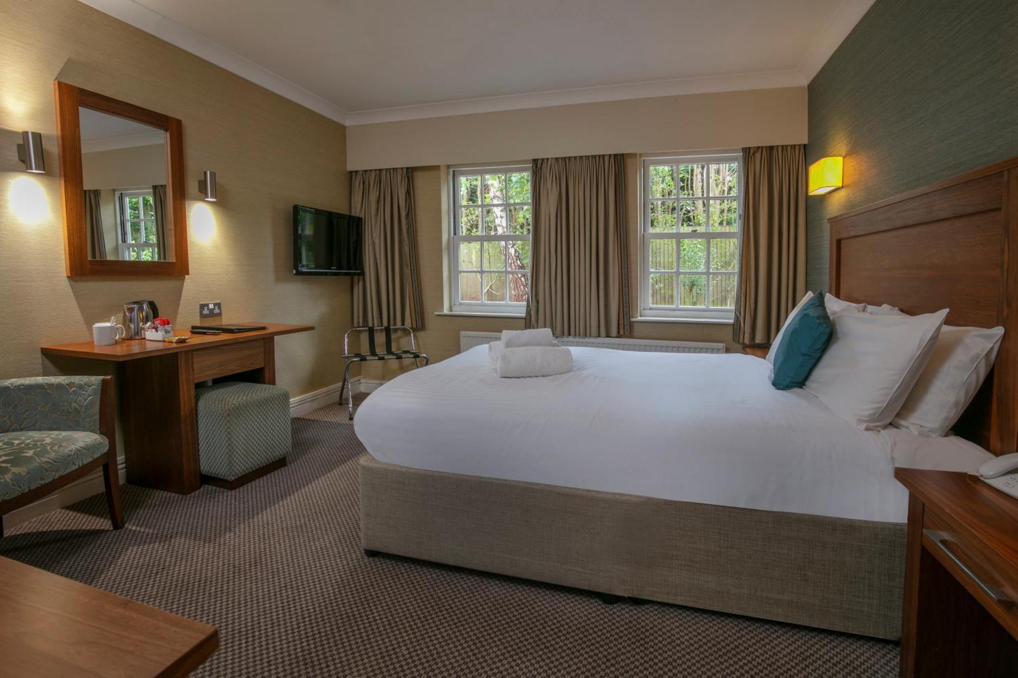 Best Western Moore Place Hotel Милтон-Кейнс Экстерьер фото